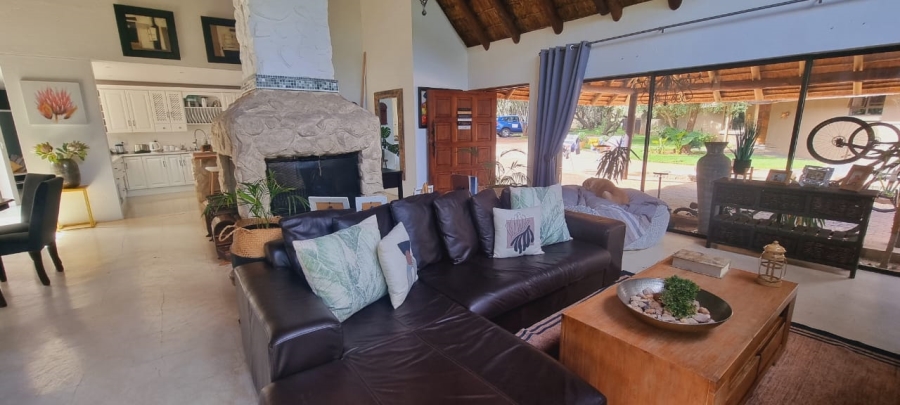 8 Bedroom Property for Sale in Kshane North West